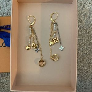 Louis Vuitton earring